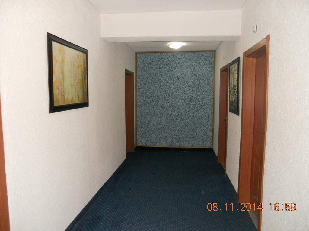 Family Hotel Helios Sevlievo Exterior photo