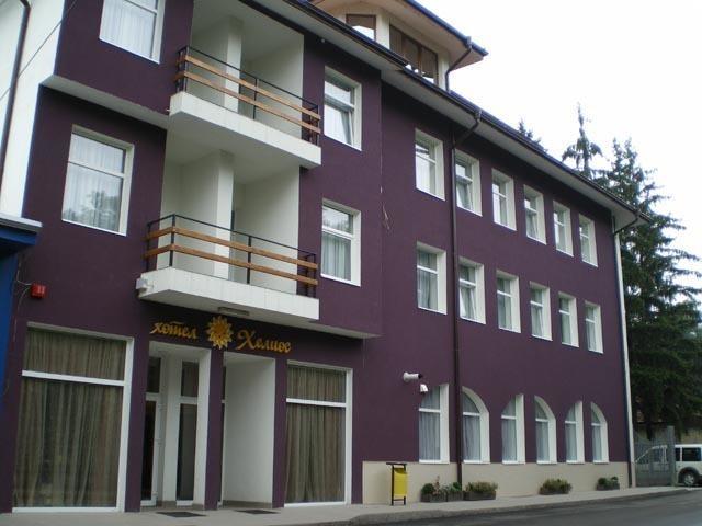 Family Hotel Helios Sevlievo Exterior photo